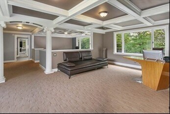 More Photos Of 538 Hartford Tpke, Shrewsbury Showroom For Sale