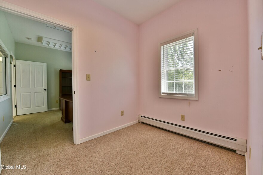 More Photos Of 410 Ridge Rd, Broadalbin Freestanding For Sale