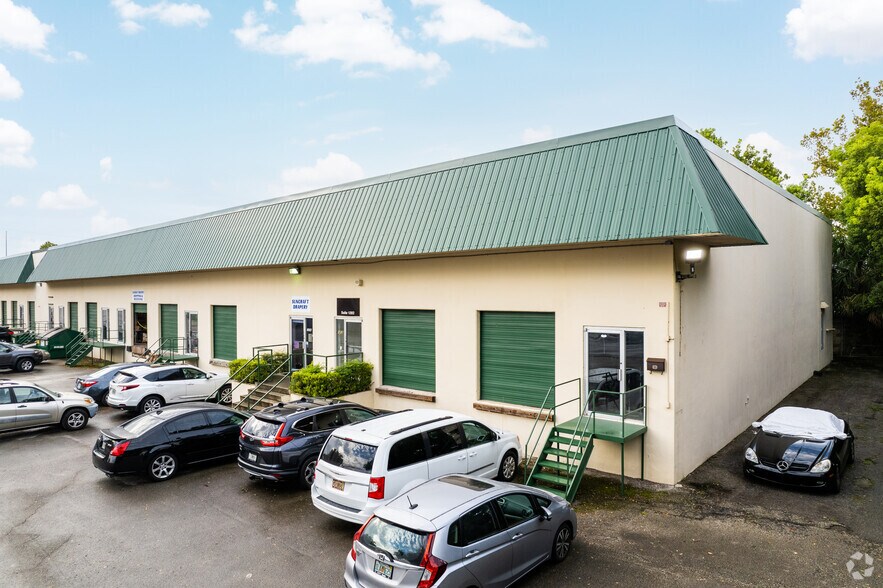 More Photos Of 518 Douglas Ave, Altamonte Springs Warehouse For Lease