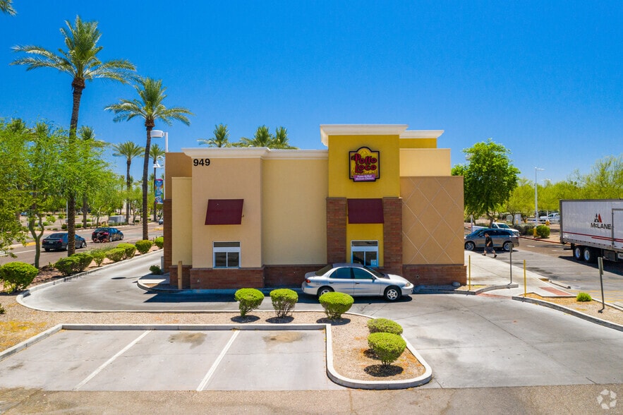 More Photos Of 823-857 N Dobson Rd, Mesa Unknown For Lease