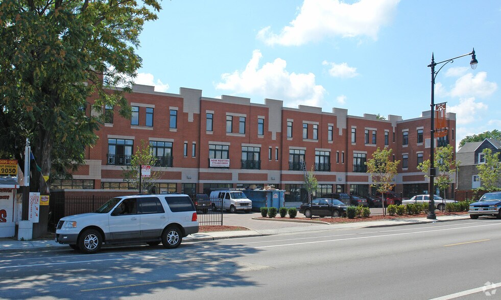 More Photos Of 4521 W Lawrence Ave, Chicago Apartments For Lease