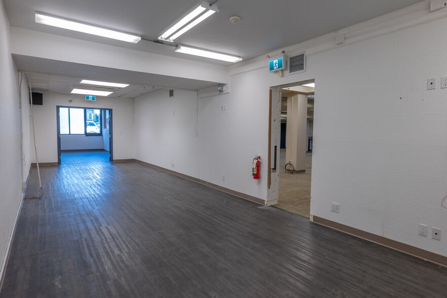 More Photos Of 422 6th St, New Westminster Loft Creative Space For Lease