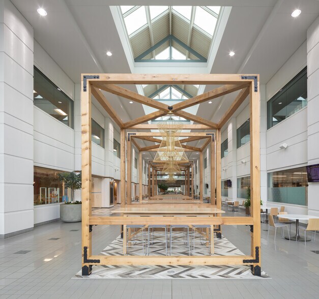 More Photos Of 2801 W Tyvola Rd, Charlotte Office For Lease
