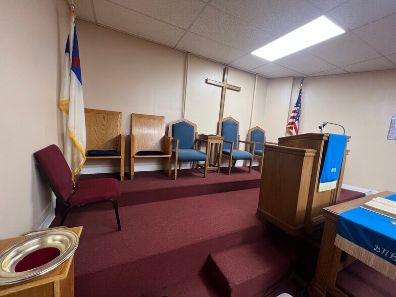 More Photos Of 303 E 98th St, Brooklyn Religious Facility For Sale