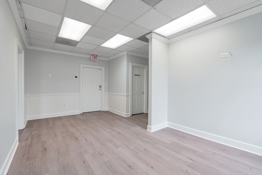More Photos Of 7000 Peachtree Dunwoody Rd NE, Atlanta Office For Lease