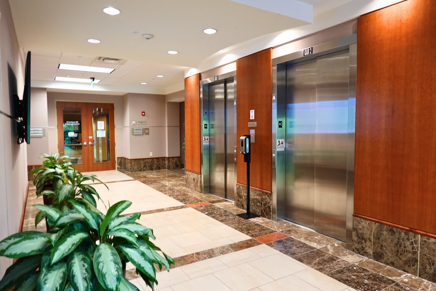 More Photos Of 6300 Hospital Pky, Johns Creek Medical For Lease