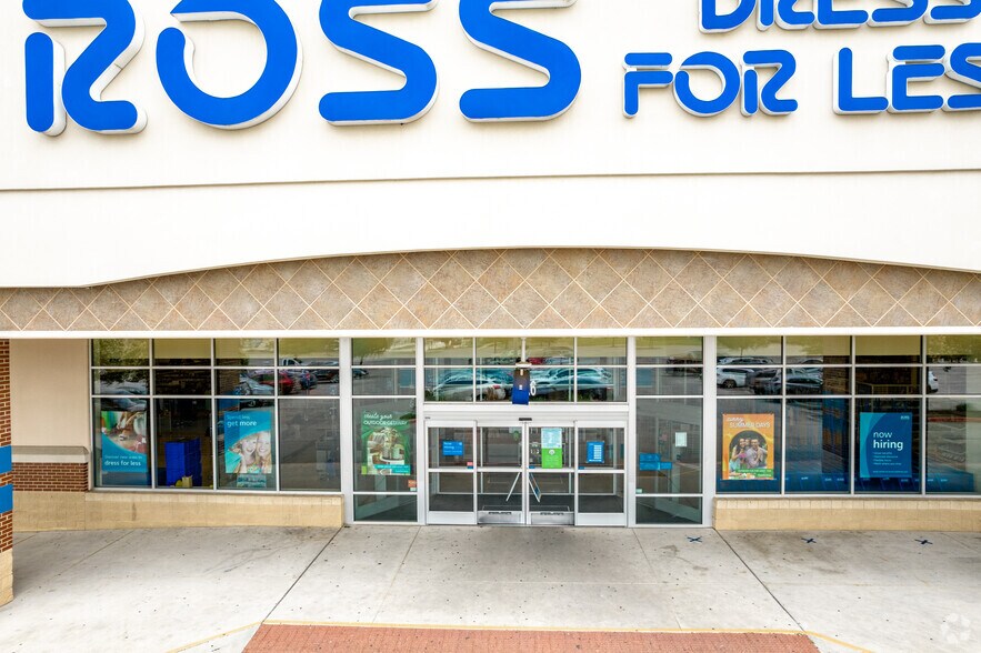 More Photos Of 7014 FM 78, San Antonio Unknown For Lease