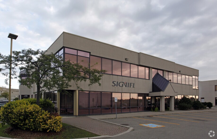 More Photos Of 2100 Matheson Blvd E, Mississauga Office For Lease