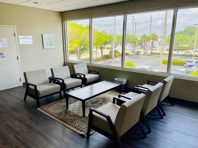 More Photos Of 2100 E Sample Rd, Lighthouse Point Coworking Space