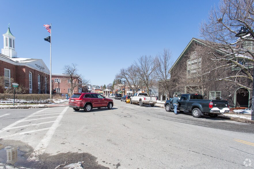 More Photos Of 45 Walden St, Concord Office For Lease