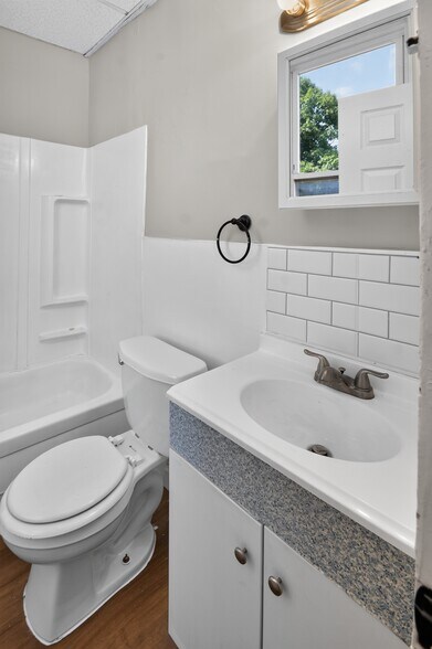More Photos Of 261 French St, New Brunswick Apartments For Sale