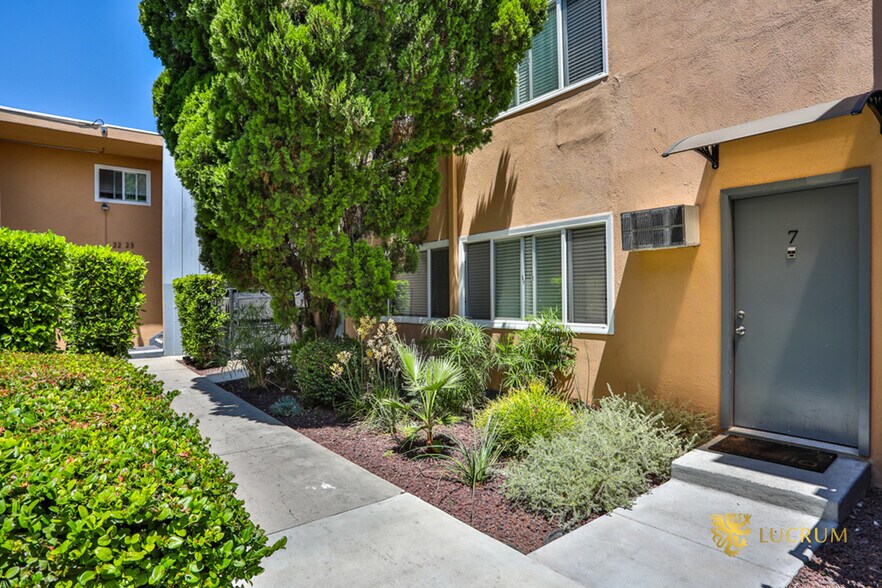More Photos Of 20951 Roscoe Blvd, Canoga Park Apartments For Sale