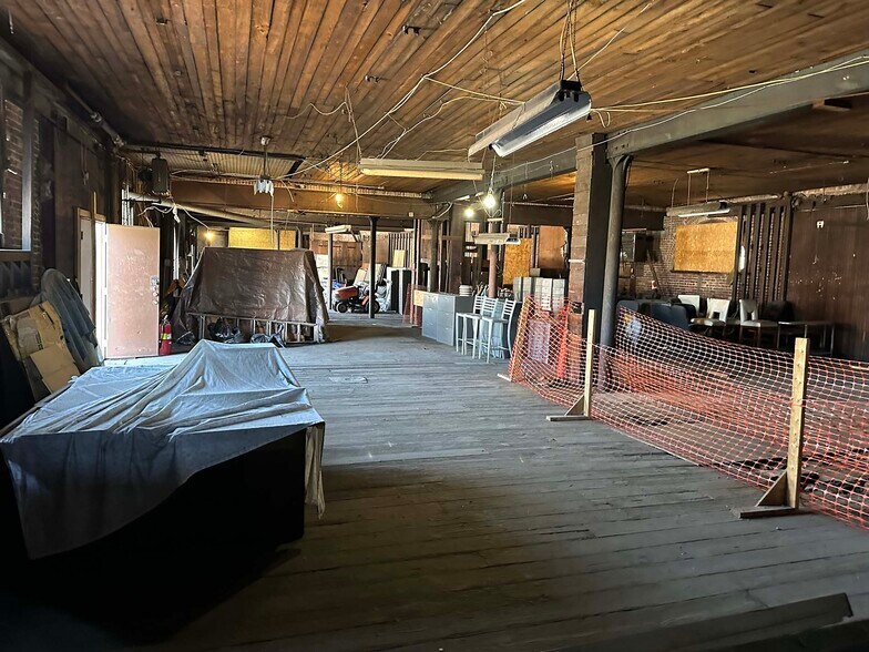 More Photos Of 400 N 6th Ave, Scranton Office For Sale