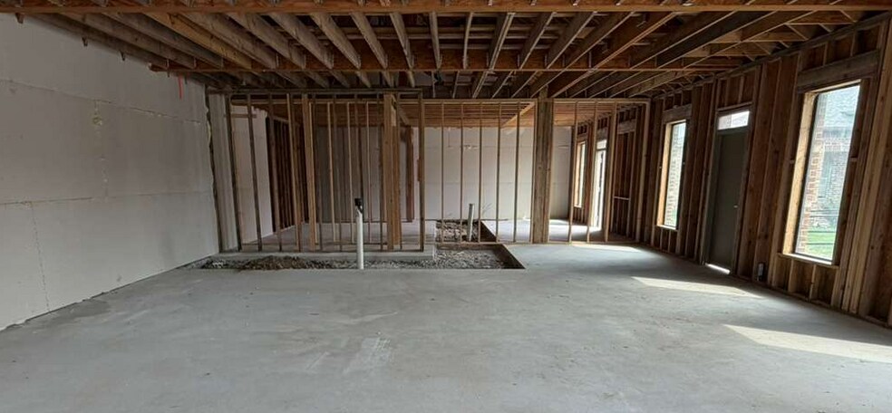 More Photos Of 1511 W McDermott Dr, Allen Medical For Sale