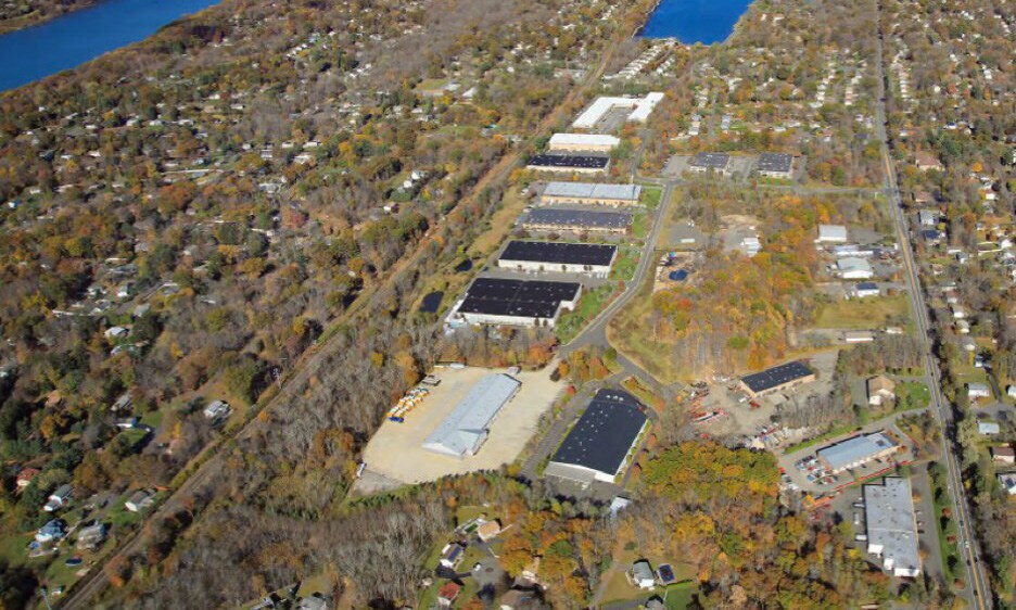 More Photos Of 701-705 Executive Blvd., Valley Cottage Distribution For Lease