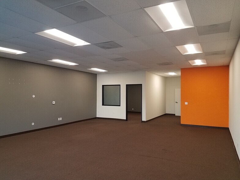 More Photos Of 2840-2850 E Foothill Blvd, Pasadena Office For Lease