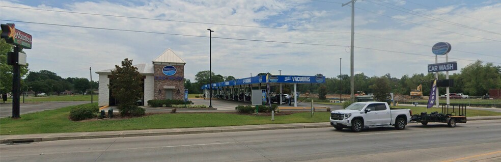 Primary Photo Of 2345 Oneal Ln, Baton Rouge Carwash For Sale