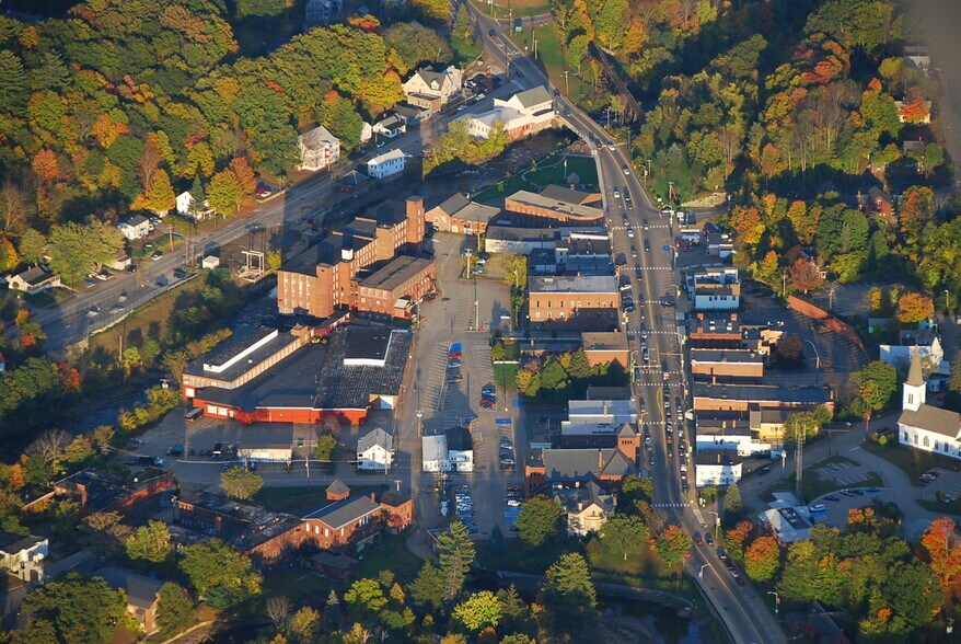 Primary Photo Of 20 Canal St, Franklin Apartments For Lease