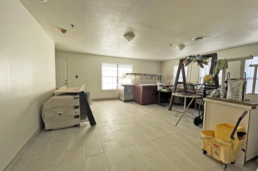 More Photos Of 2500 Folsom Rd, Amarillo Daycare Center For Sale
