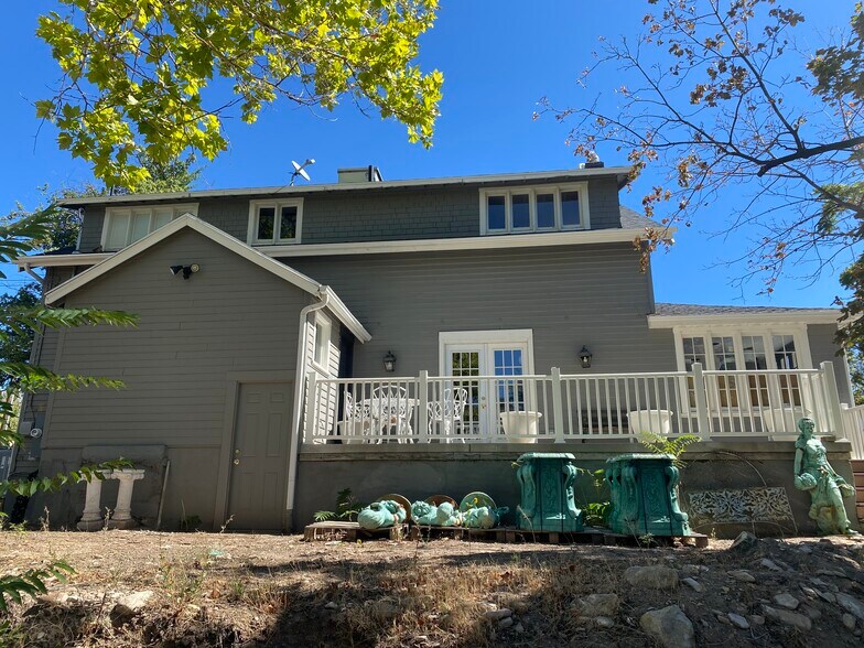 More Photos Of 3538 S Highland Dr, Salt Lake City Loft Creative Space For Sale