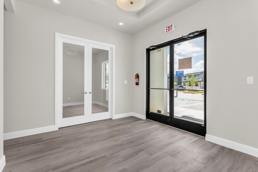 More Photos Of 6000 Alma Rd, McKinney Office For Lease