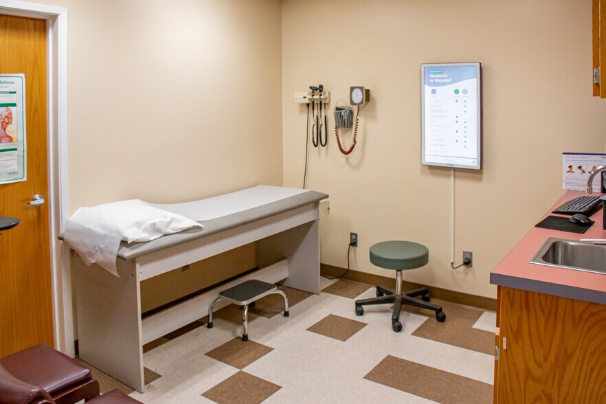 More Photos Of 1705 28th St, Bakersfield Medical For Lease