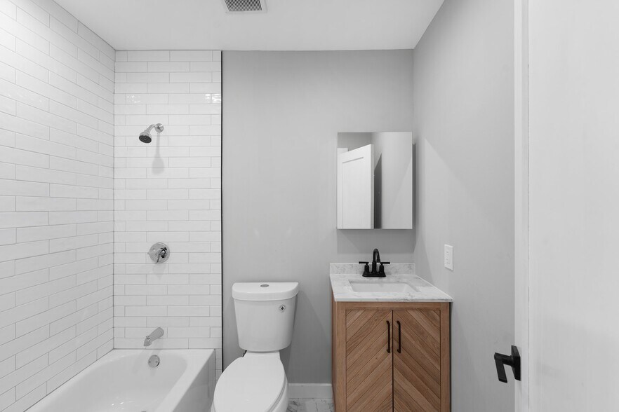 More Photos Of 735 Broadway, Pawtucket Apartments For Sale