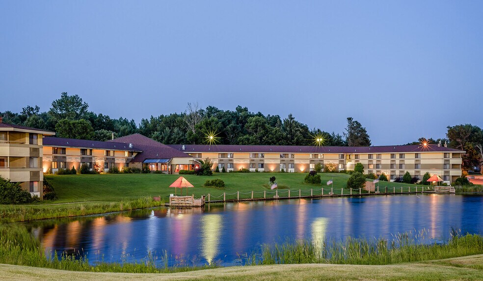 More Photos Of 600 Oasis Rd, Black River Falls Hotel For Sale