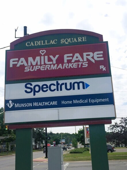 More Photos Of 604 S Mitchell St, Cadillac Unknown For Lease