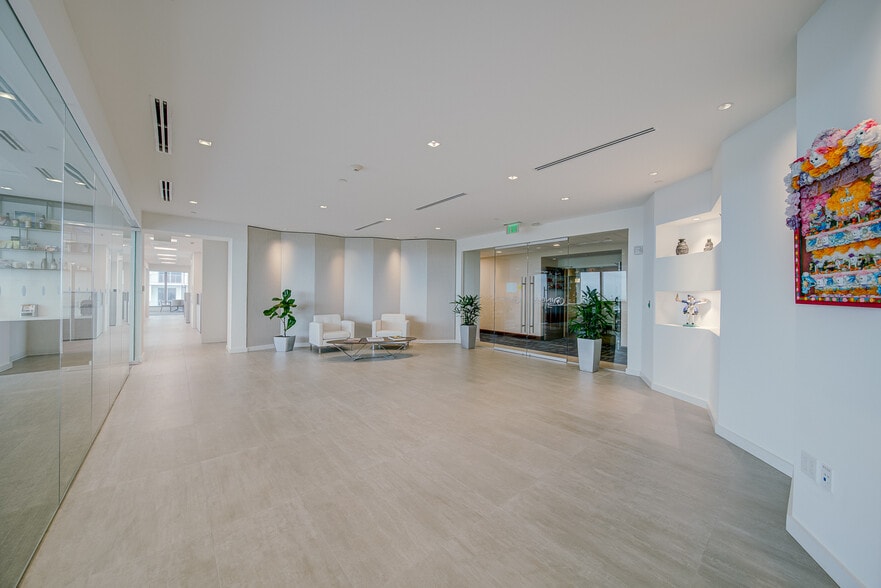 More Photos Of 8950 SW 74th Ct, Miami Medical For Lease