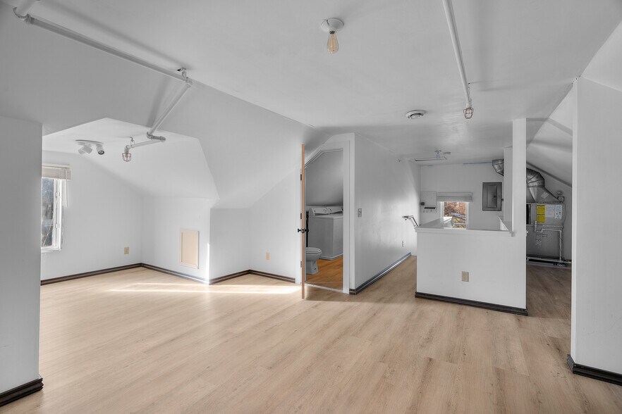 More Photos Of 2420 4th Ave S, Minneapolis Apartments For Sale