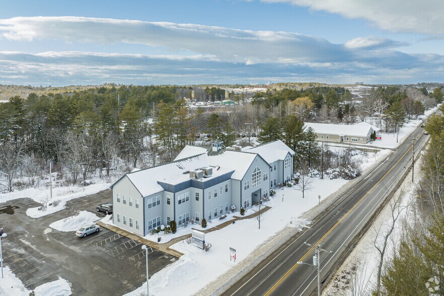 More Photos Of 324 Cummings Rd, South Portland Medical For Lease