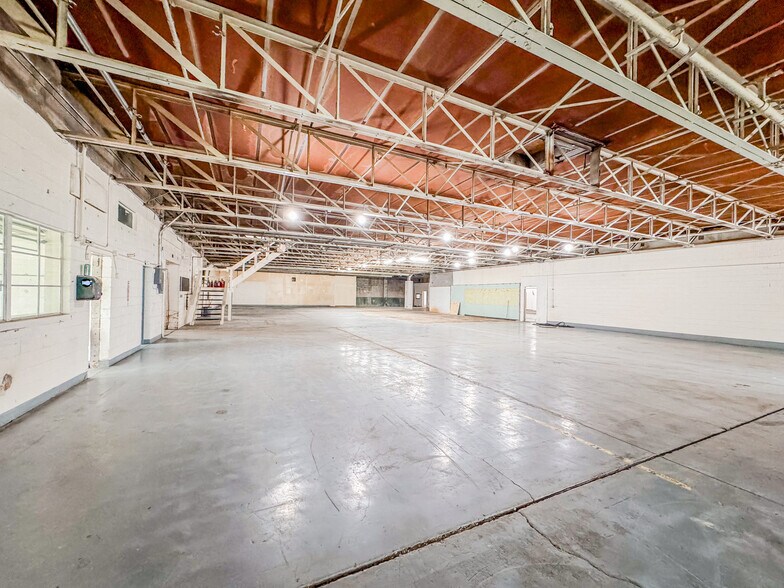 More Photos Of 23 N Division St, Auburn Manufacturing For Lease