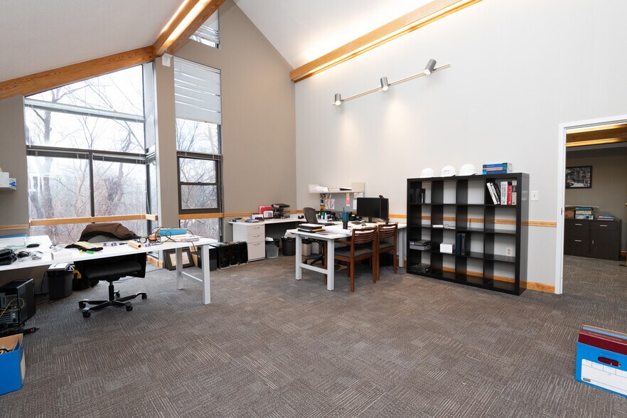 More Photos Of 7 Kimball Ln, Lynnfield Office For Lease