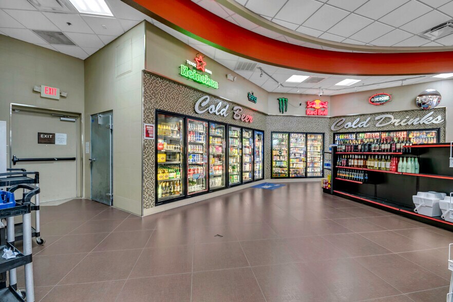 More Photos Of 5600 Butler National Dr, Orlando Service Station For Sale