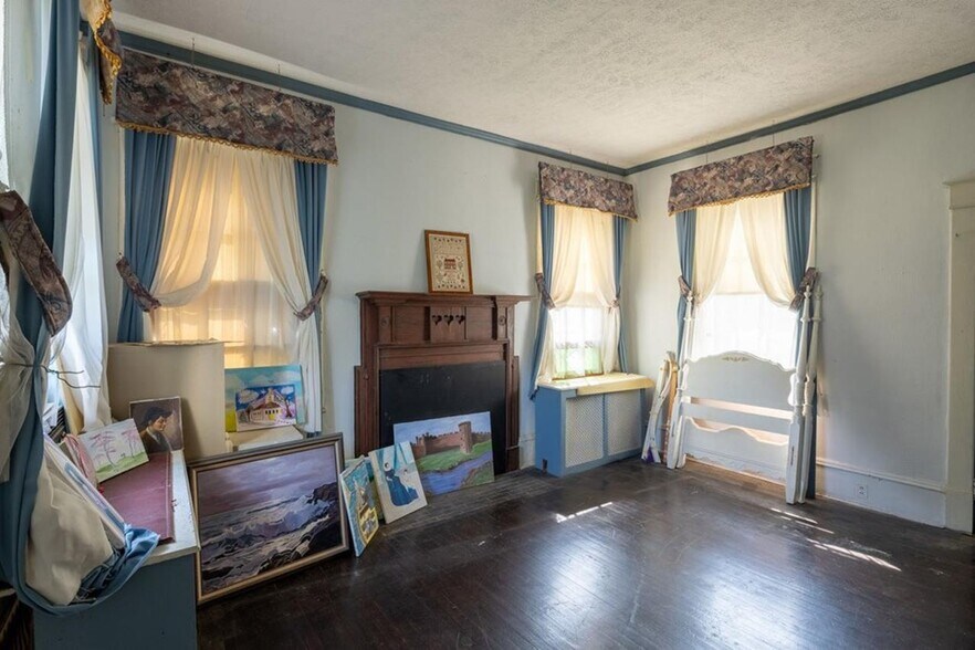 More Photos Of 850 Kinderton Rd, Clarksville Hospitality For Sale