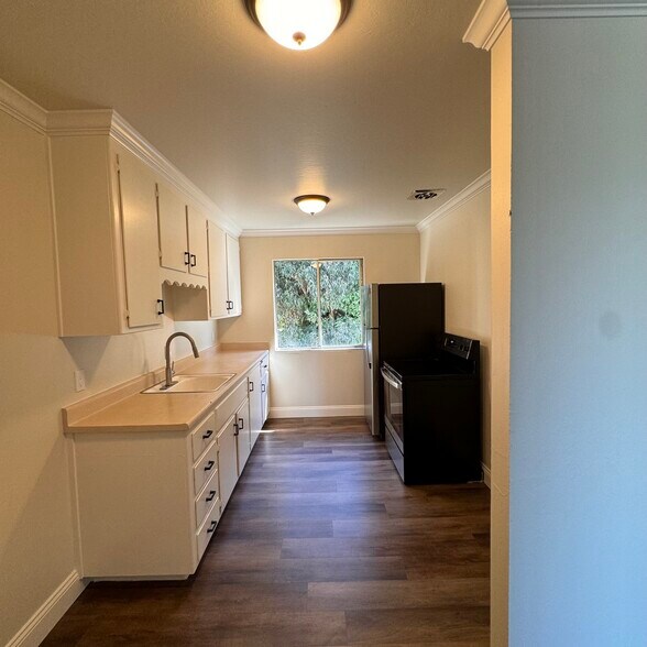 More Photos Of 110 Hilborn Ave, Vallejo Apartments For Sale