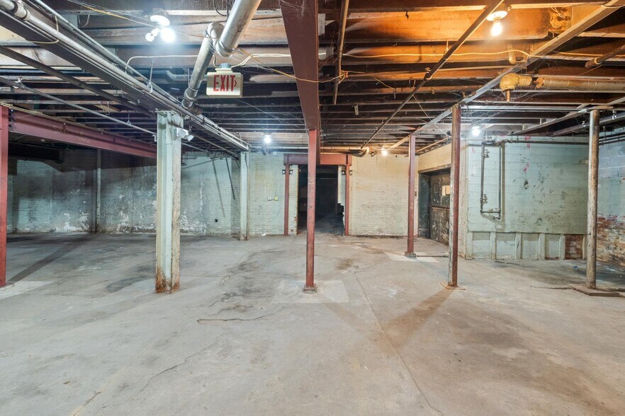 More Photos Of 254 Minot Ave, Auburn Warehouse For Sale