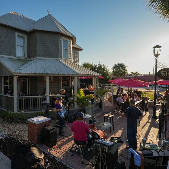 More Photos Of 310 E Tarpon Ave, Tarpon Springs Storefront Retail Residential For Sale