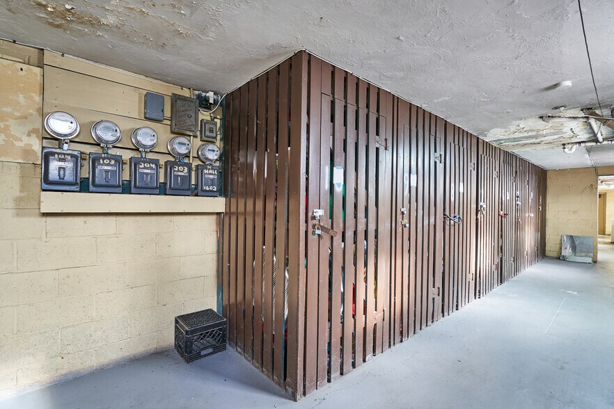 More Photos Of 1608 Coventry Rd, Cleveland Apartments For Sale