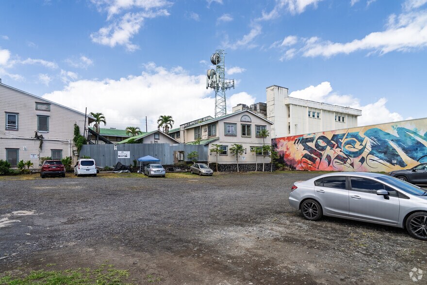 More Photos Of 210 Keawe St, Hilo Land For Sale