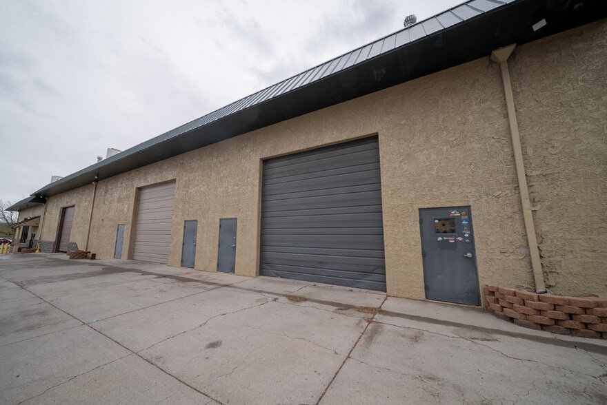 More Photos Of 2720 E Lakin Dr, Flagstaff Service For Lease
