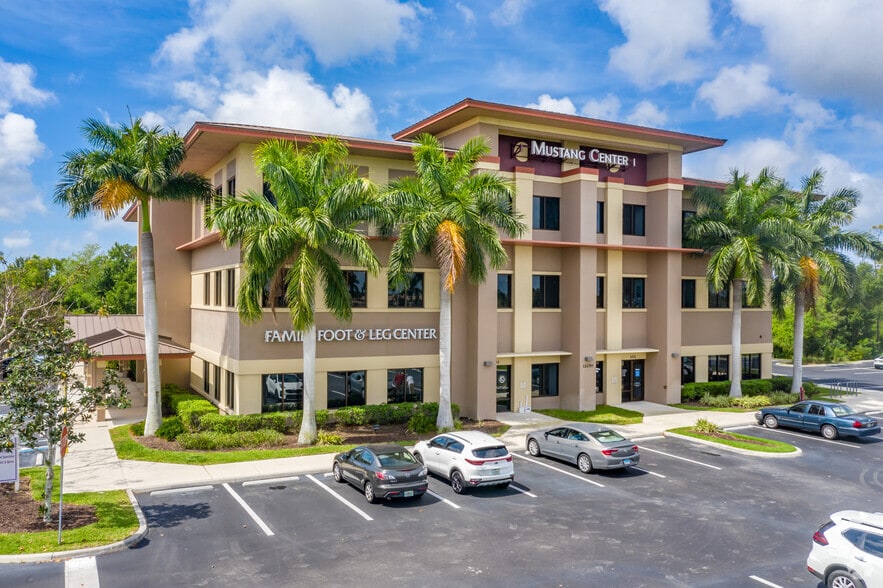 More Photos Of 12250 E Tamiami Trl, Naples Medical For Lease