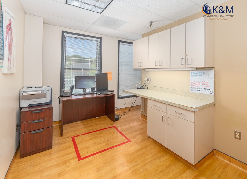 More Photos Of 3460 Old Washington Rd, Waldorf Medical For Lease