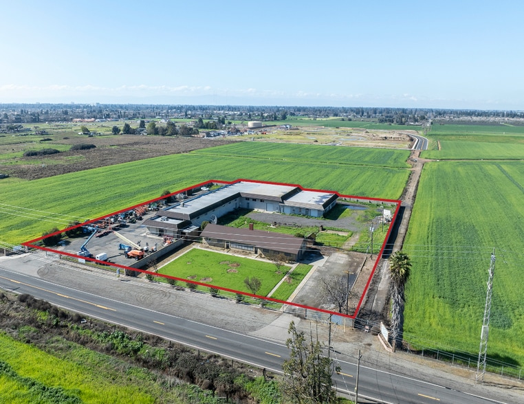 More Photos Of 3941 Roselle Ave, Modesto Warehouse For Sale