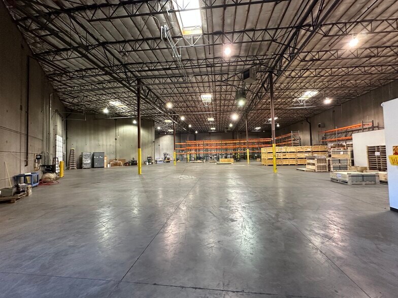 More Photos Of 1215 Alexandria Ct, Mccarran Distribution For Lease