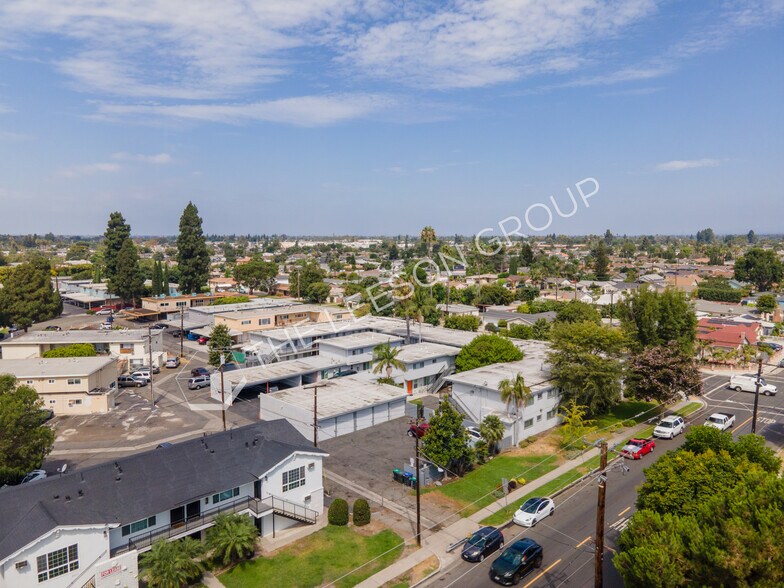 More Photos Of 10442 Lampson Ave, Garden Grove Apartments For Sale