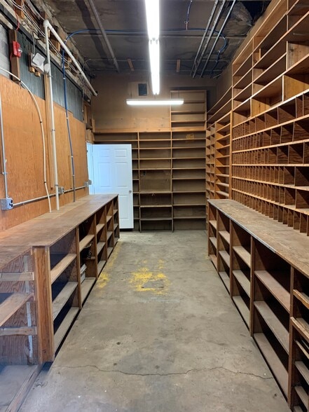 More Photos Of 209 Walnut St, Lansdale Showroom For Sale