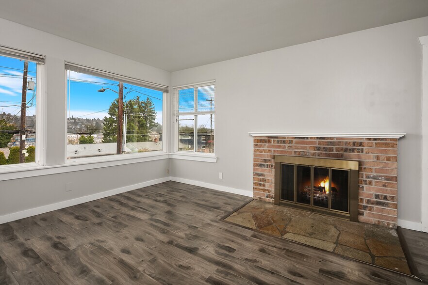 More Photos Of 855 W Nickerson St, Seattle Apartments For Sale