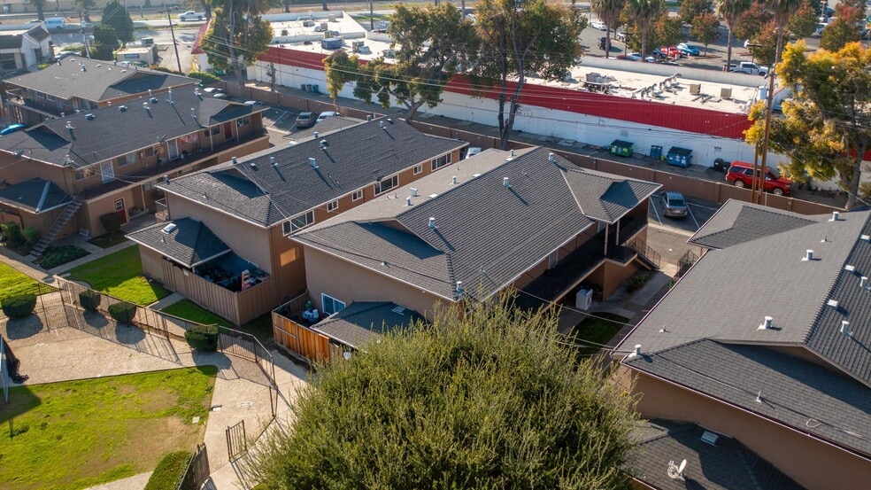 More Photos Of 110 Roundtable Dr, San Jose Apartments For Sale